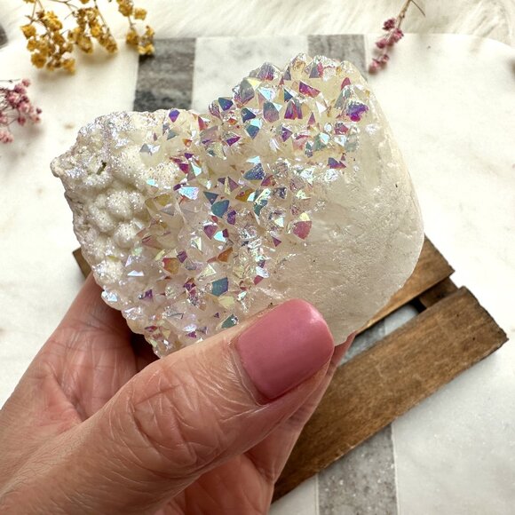 Gorgeous Angel Aura Quartz Heart Cluster - Picture 2 of 6